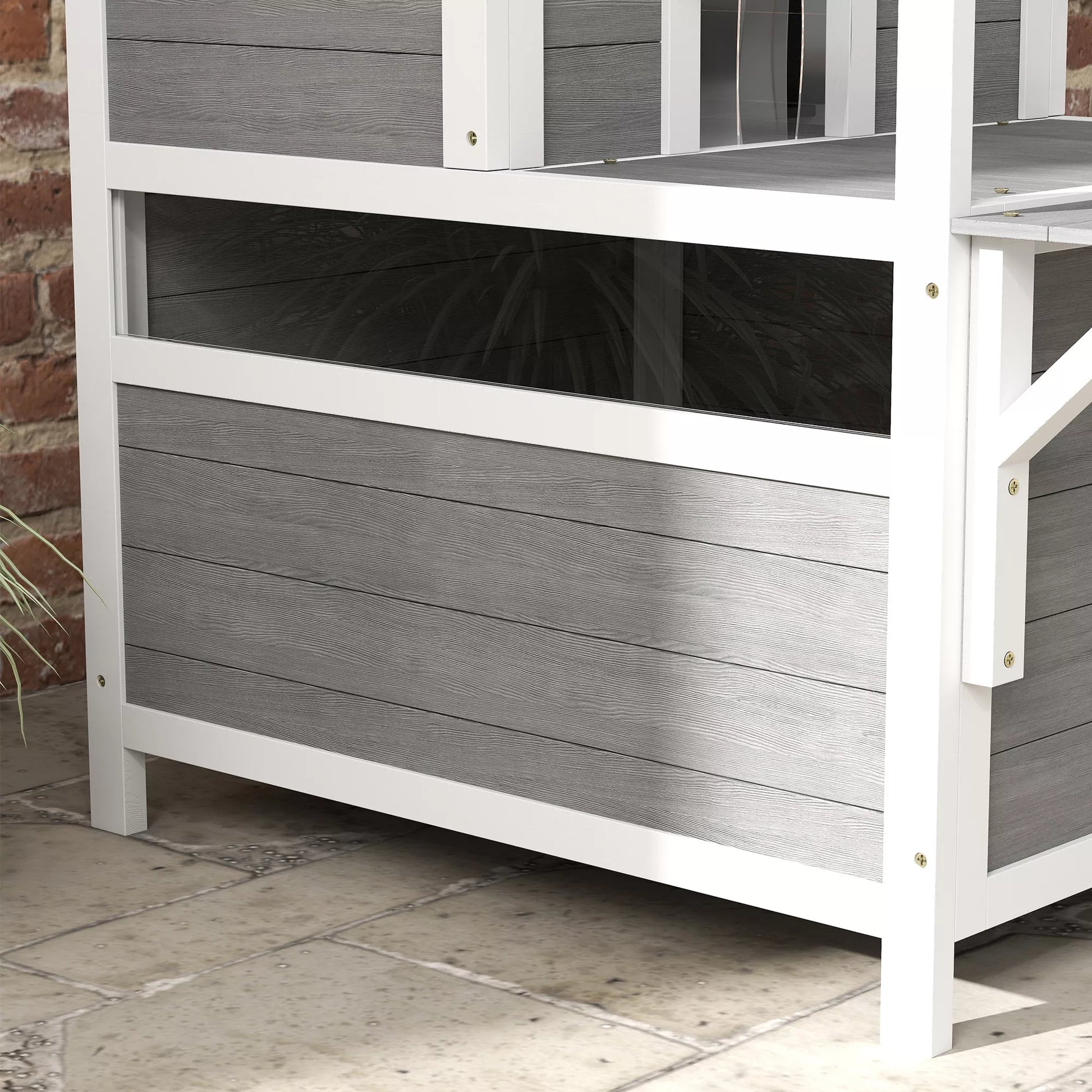 2 aukštų katės namelis su balkonu, atsparus oro sąlygoms katės būdelė, apsauga nuo lietaus ir saulės, vidui ir laukui, šviesiai pilkos spalvos