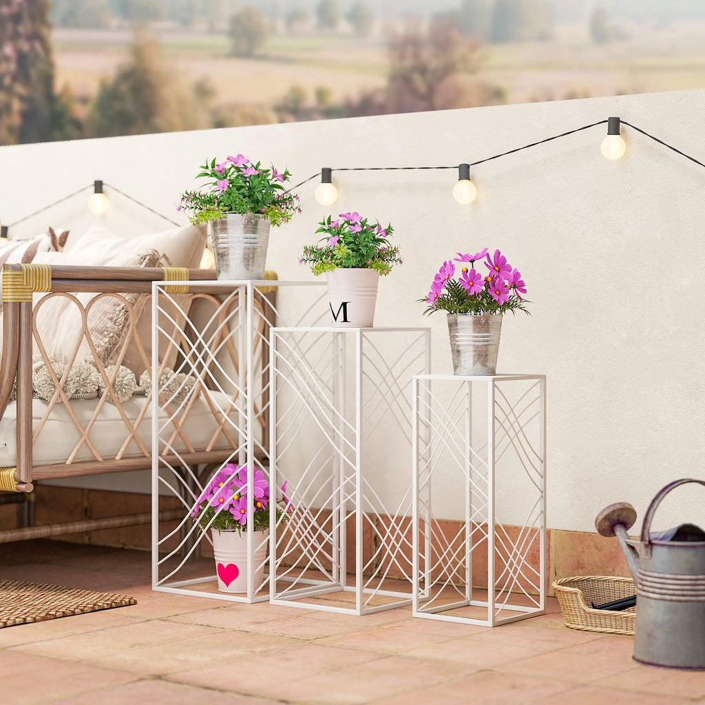 Gėlių stovas metalinis 3 vnt. 50/60/70 cm aukščio balta