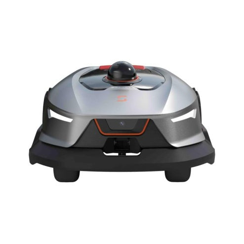 Sidabrinis vejos robotas iš priekio su juoda LiDAR jutiklio kupole