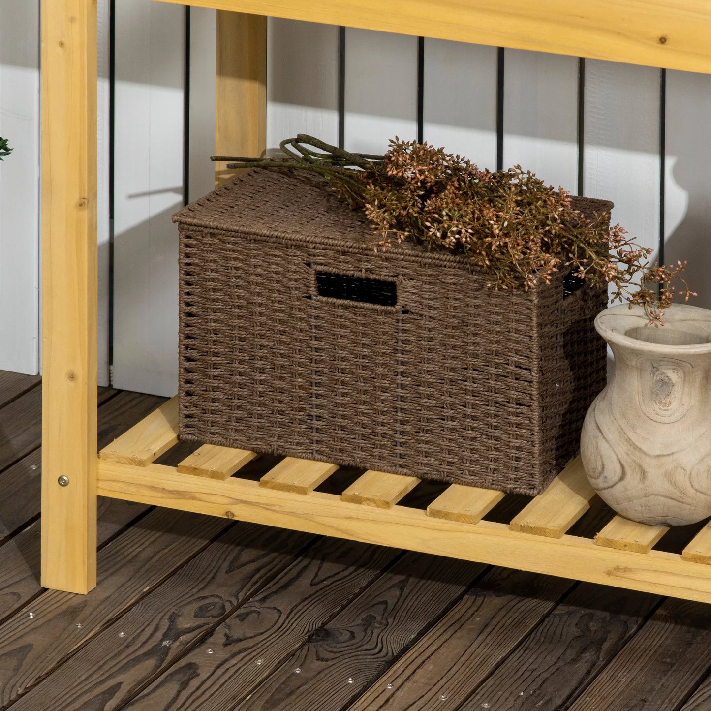 Sodo darbo stalas su integruota nerūdijančio plieno kriaukle, 2 lentynomis, iš masyvmedžio, rudas, 92 x 45 x 120 cm