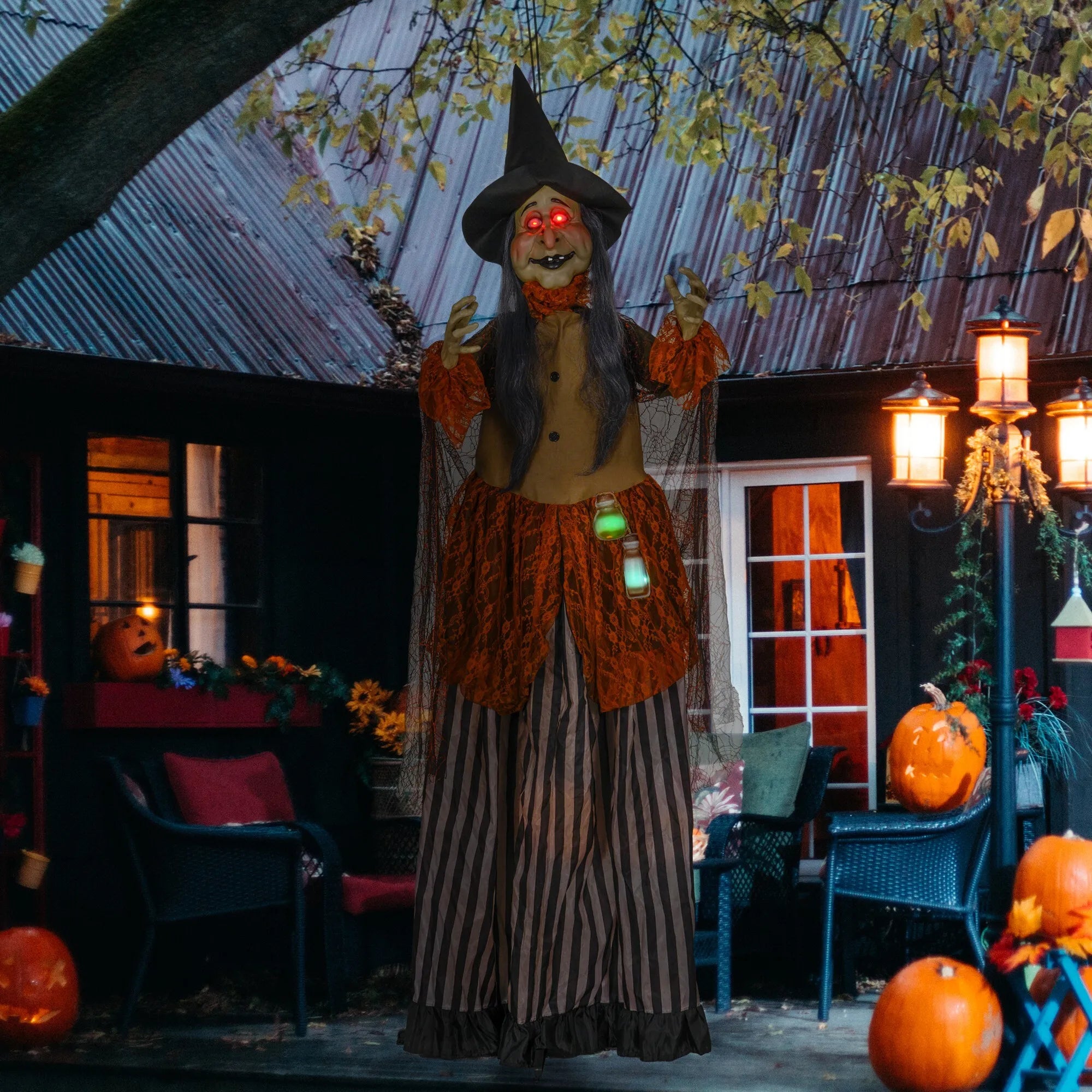 Halloweeno dekoracija raganos figūra su stebuklingų gėrimų buteliuku, 183 cm