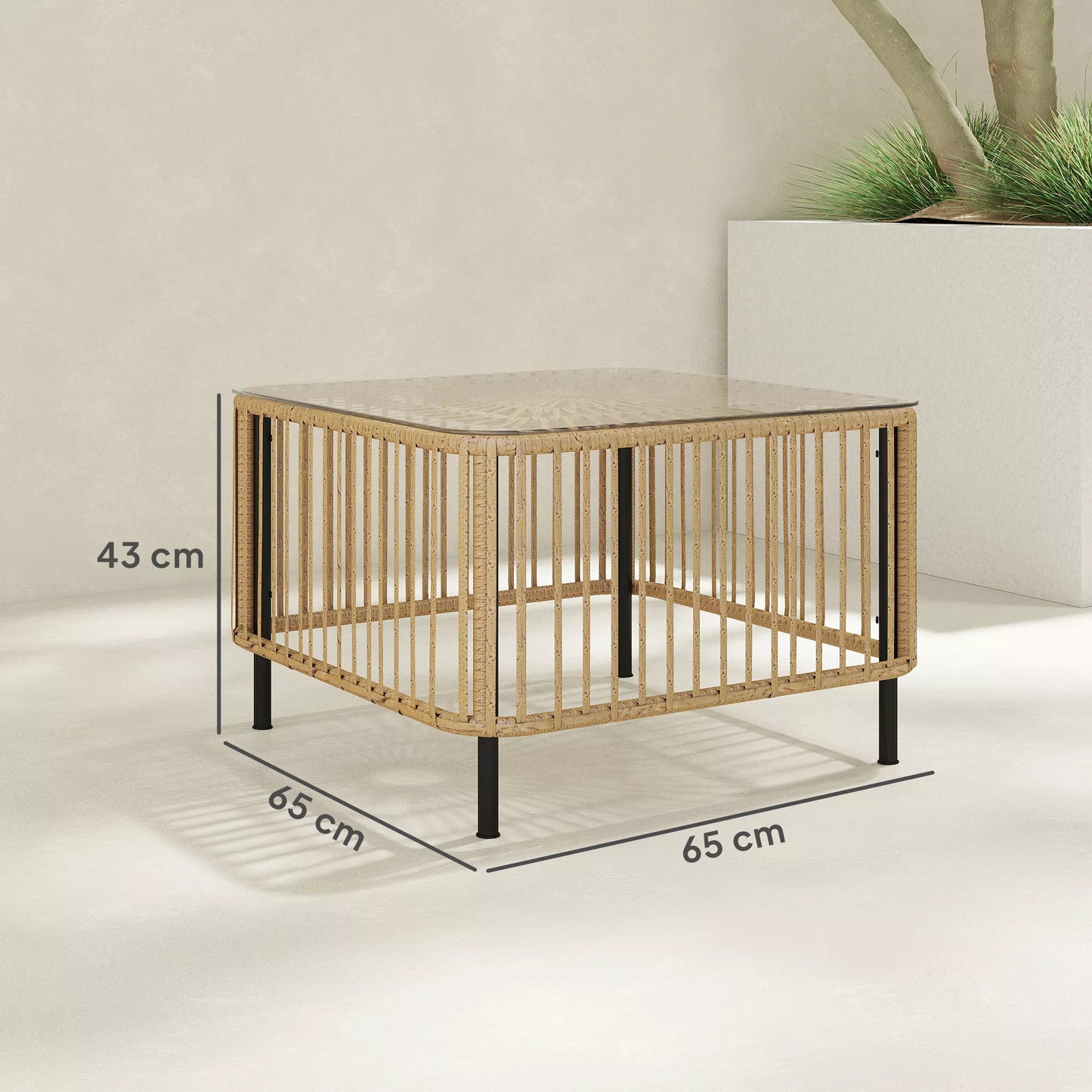 Polirataninis lauko staliukas, 65 x 65 x 43 cm, atsparus oro sąlygoms, kvadratinis pagalbinis staliukas su stikliniu stalviršiu, natūralios medienos imitacija