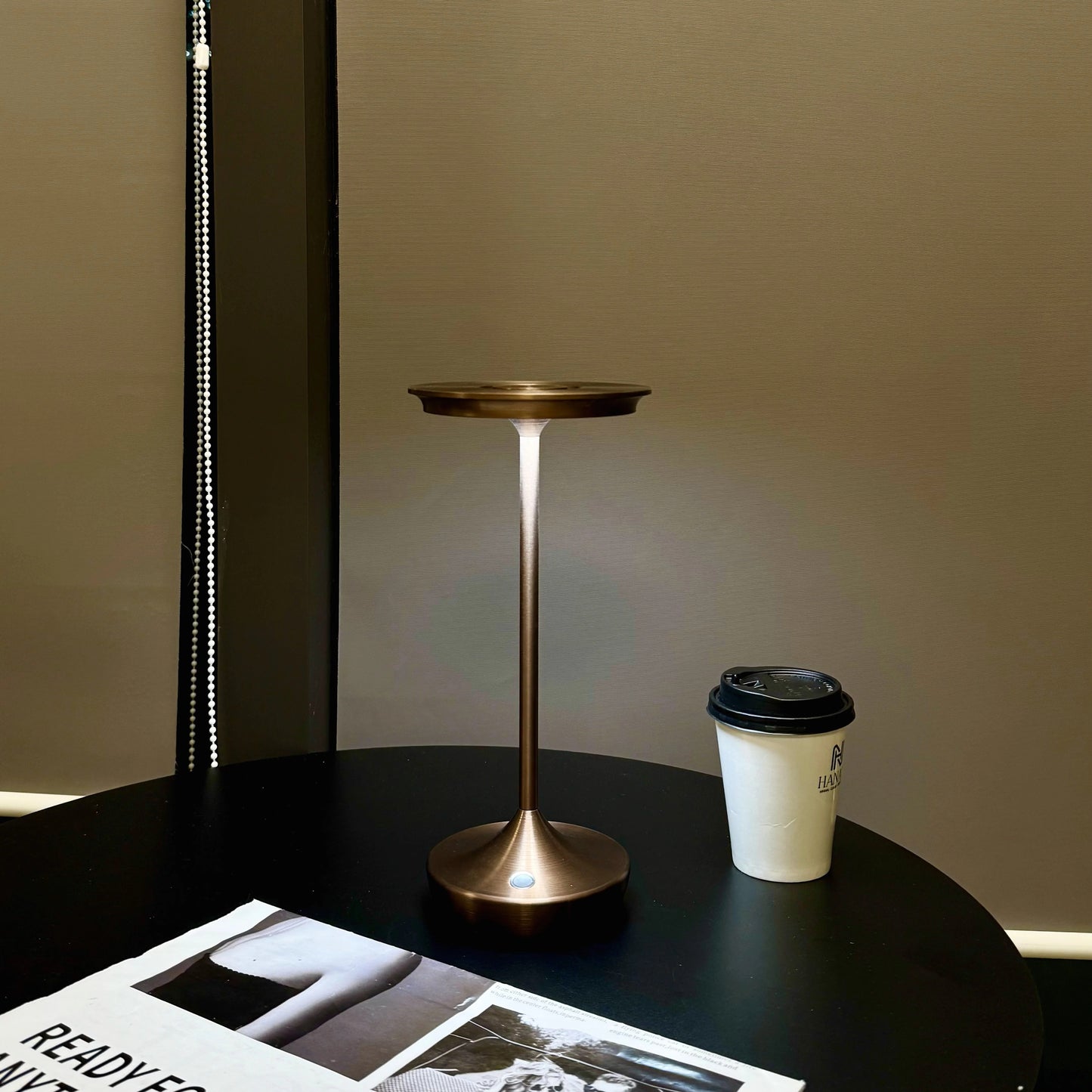 Belaidė LED stalinė lempa-IP54, įkraunama lauko ir vidaus lempa su 6000mAH baterija, 38x11 cm, auksinė