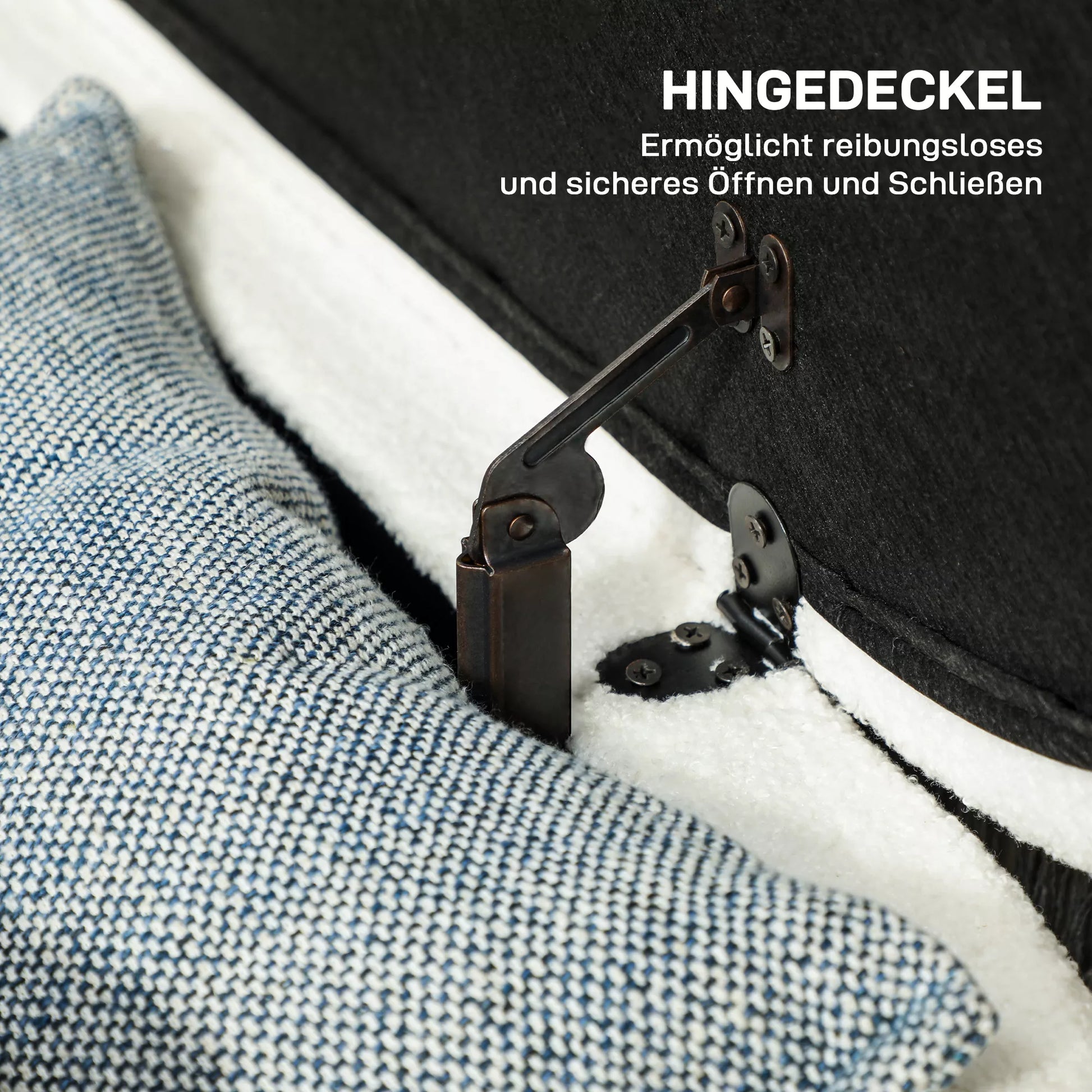 Balta suolynė su daiktadėže, dangčiu ir metalinėmis kojelėmis svetainei, miegamajam, koridoriui.