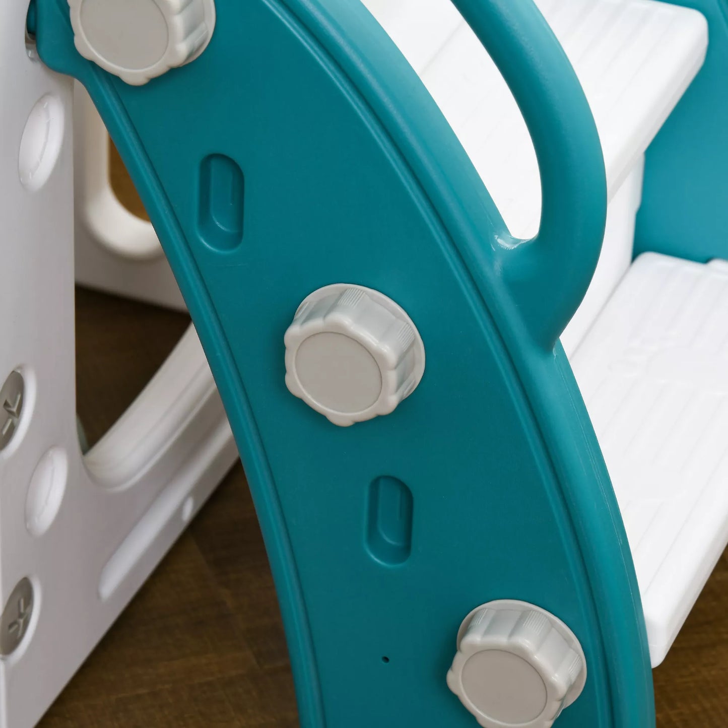 Vaikiška čiuožykla, 7 viename žaidimų kompleksas, su krepšinio lenta ir vairu, 1-3 metų vaikams, 178x177x99cm, Geltona/Balta/Žalia