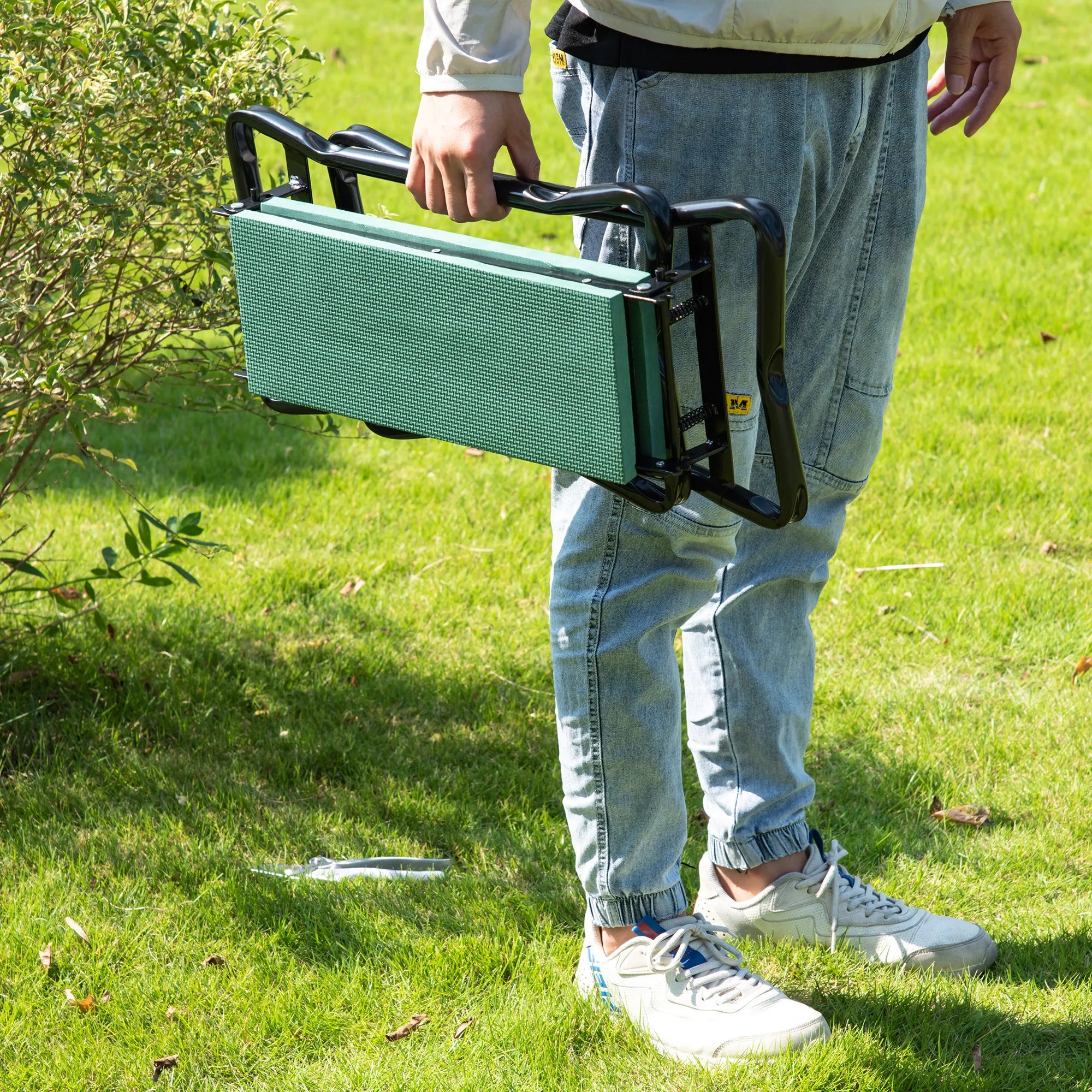 Sodininkystės kelių suolas Sulankstomas sodo taburetė Sodininkystės suolas Kelių pagalba iki 150 kg EVA putplastis Plienas Tamsiai žalia 58 x 28 x 49 cm