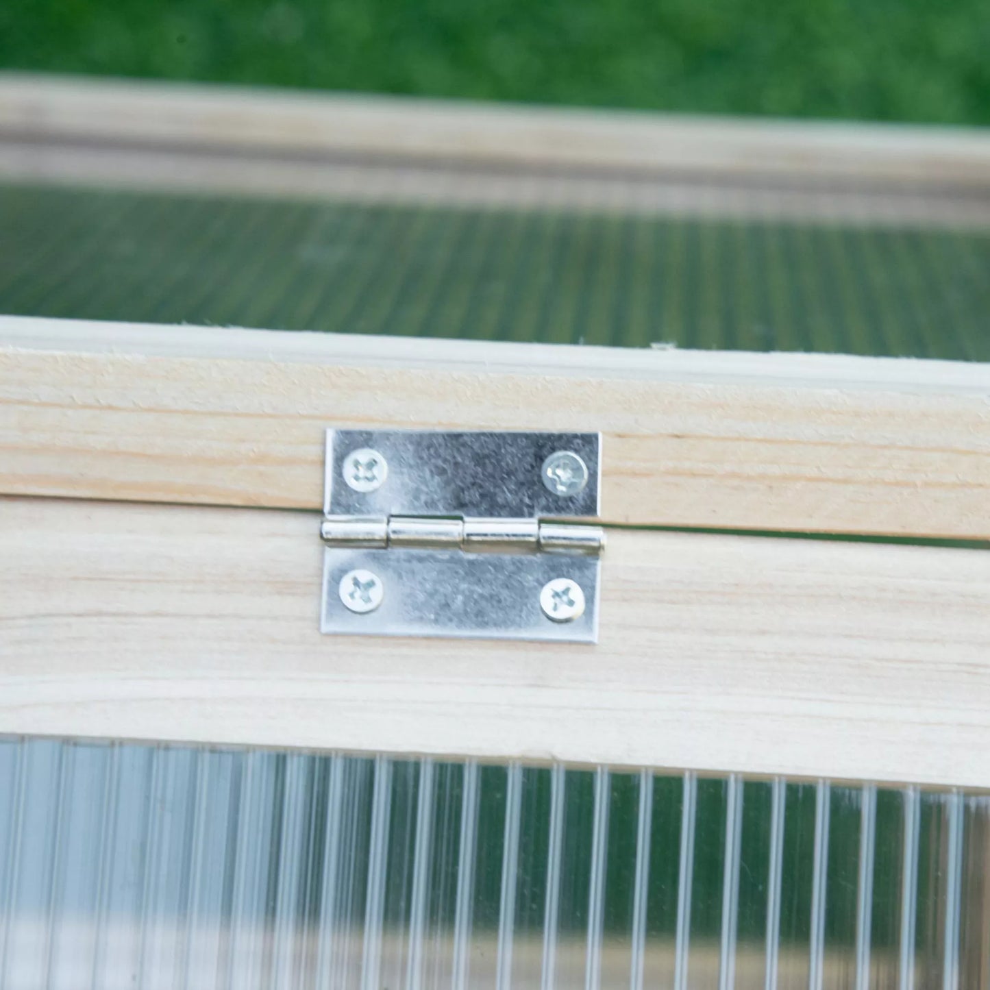 Mini šiltnamis, kompaktiškas medinis namelis augalams su polikarbonato plokštėmis, vėdinimo anga, 90I x 52P x 49,5A cm, natūralus