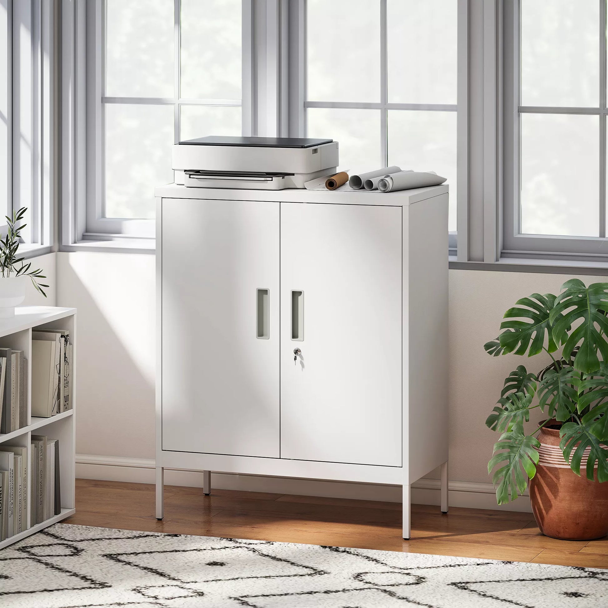 Užrakinama plieninė spinta su 2 durimis, biuro spinta, reguliuojamos lentynos, namų biurui, svetainei, garažui, balta