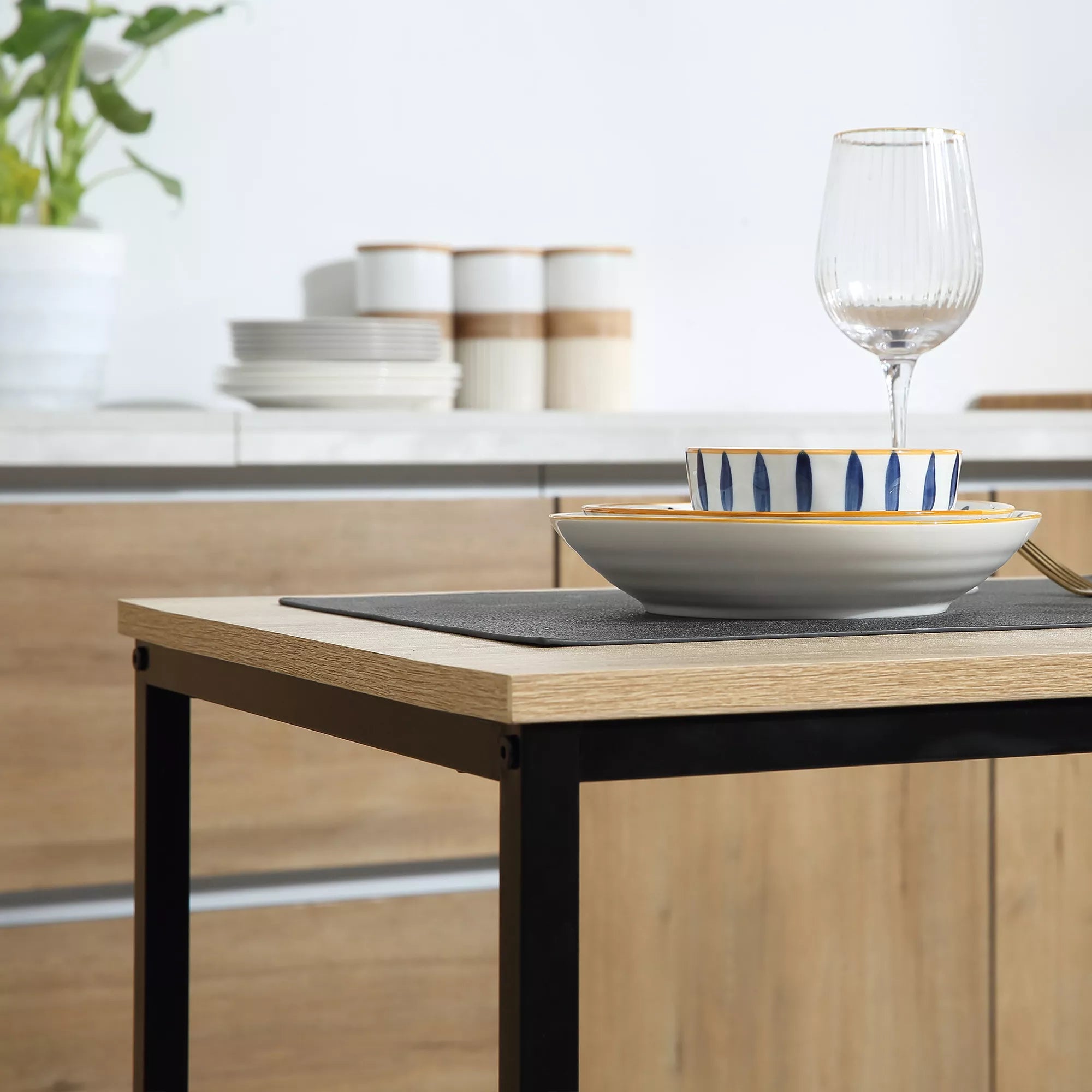 Valgomojo baldų komplektas 3 dalių, stalas su 2 kėdėmis, ąžuolo spalvos