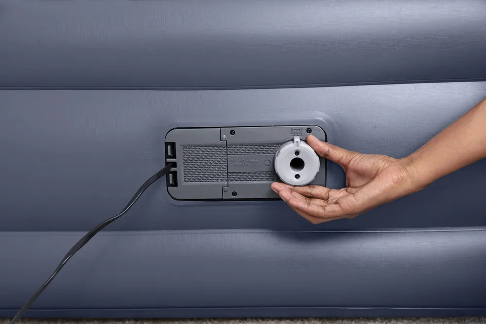 Pripučiamas dvivietis čiužinys Bestway, su integruota pompa ir USB jungtimi, 200 × 130 cm, mėlynas