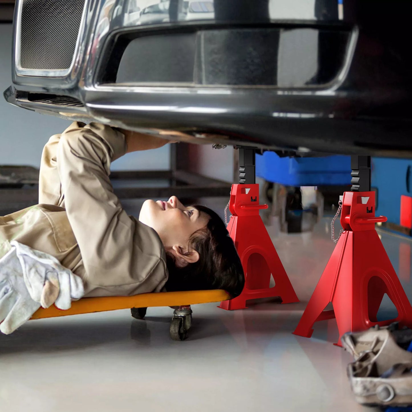 Atraminis stovas 6 tonų keliamosios galios, 2 vnt., su 2 fiksavimo kaiščiais, reguliuojamas aukštis, raudonas