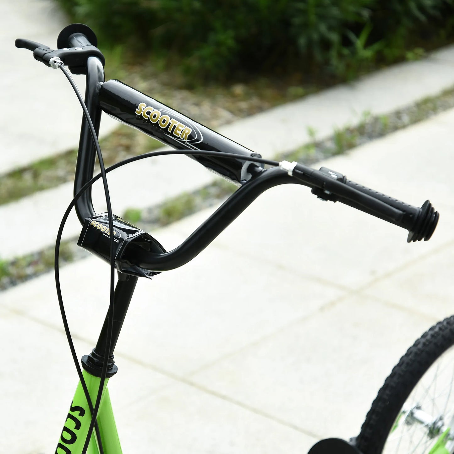 Vaikams skirtas paspirtukas su pripučiamomis padangomis ir rankiniu stabdžiu, 16 colių, žalias, tinkamas nuo 5 metų (139 x 58 x 90-96 cm)