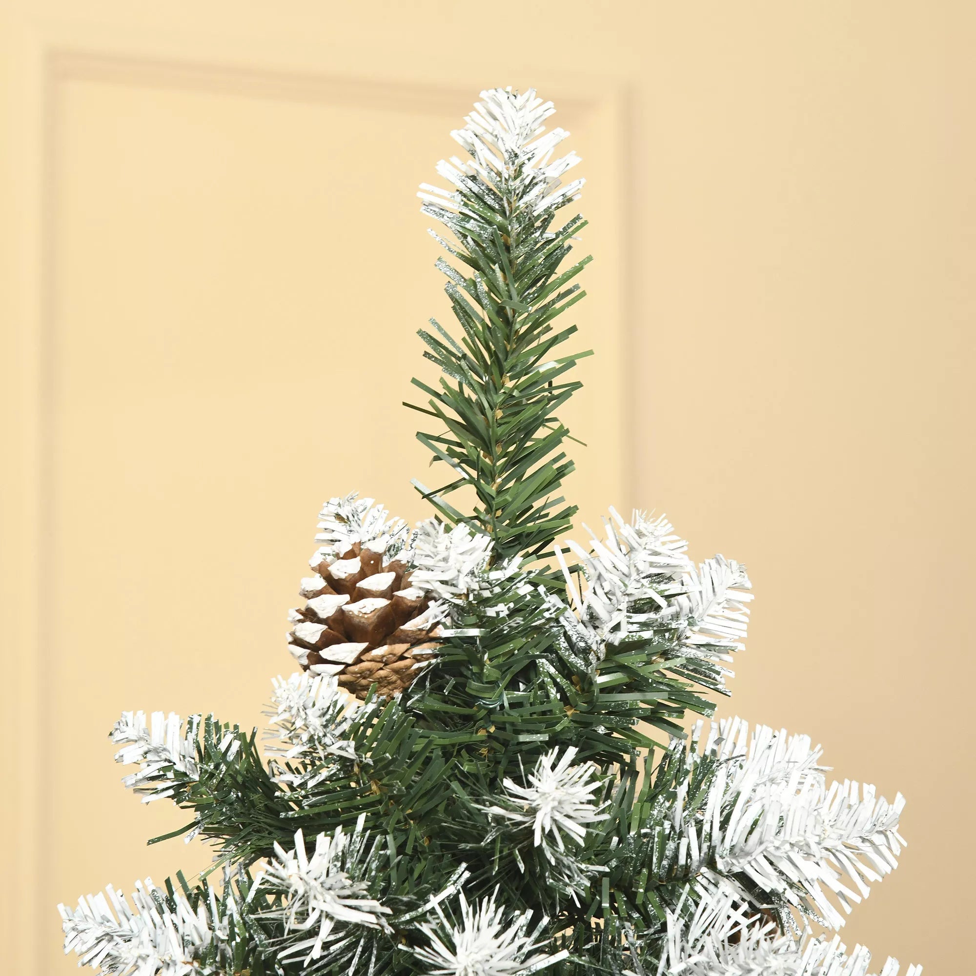 Dirbtinė Kalėdų eglė, 630 šakų, 37 kankorėžiai, sniego padengtos viršūnės, atspari ugniai, 180 cm