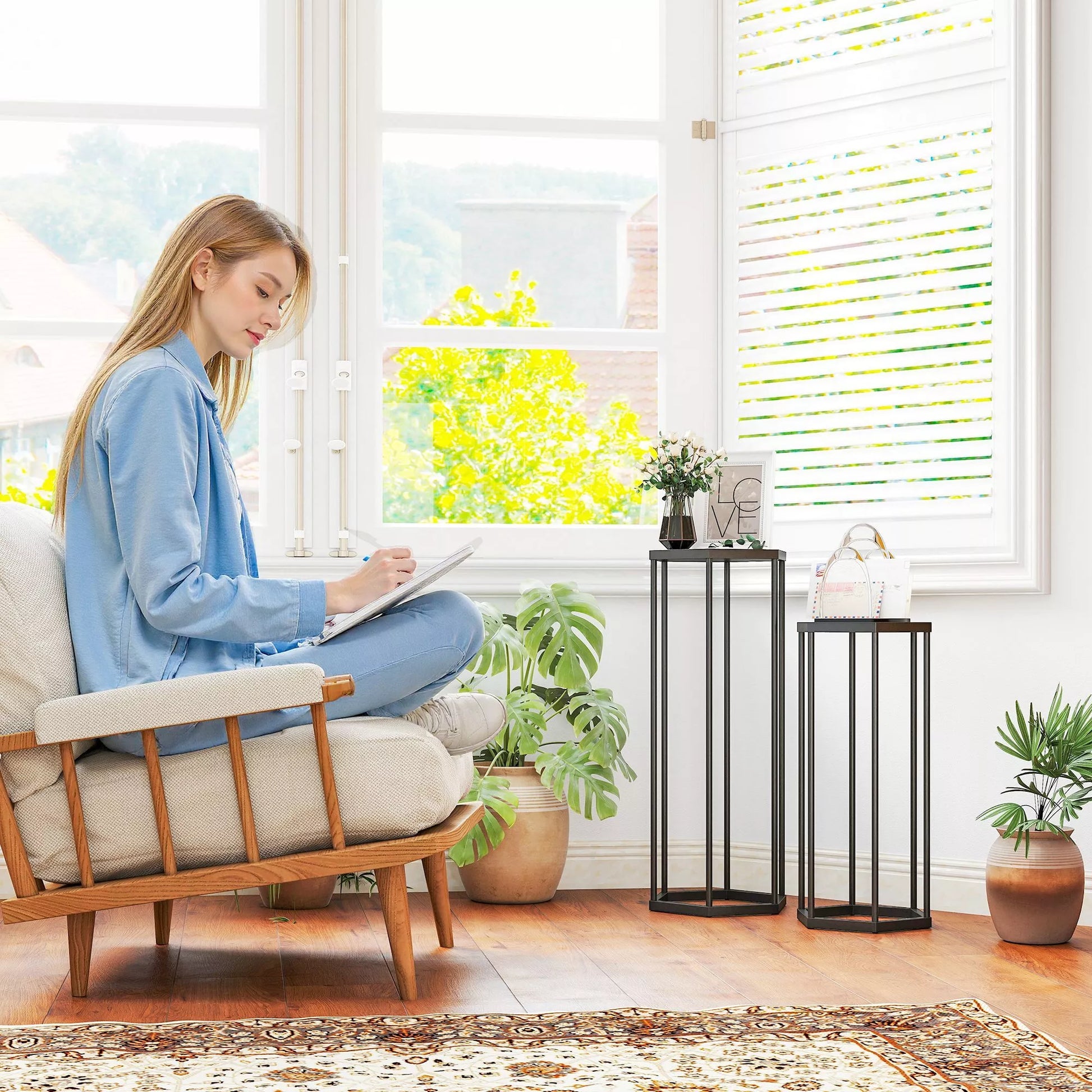 Stovų komplektas augalams, šešiakampiai metaliniai gėlių vazonų laikikliai vidaus patalpoms  ir laukui, plienas, 2 vnt., juoda