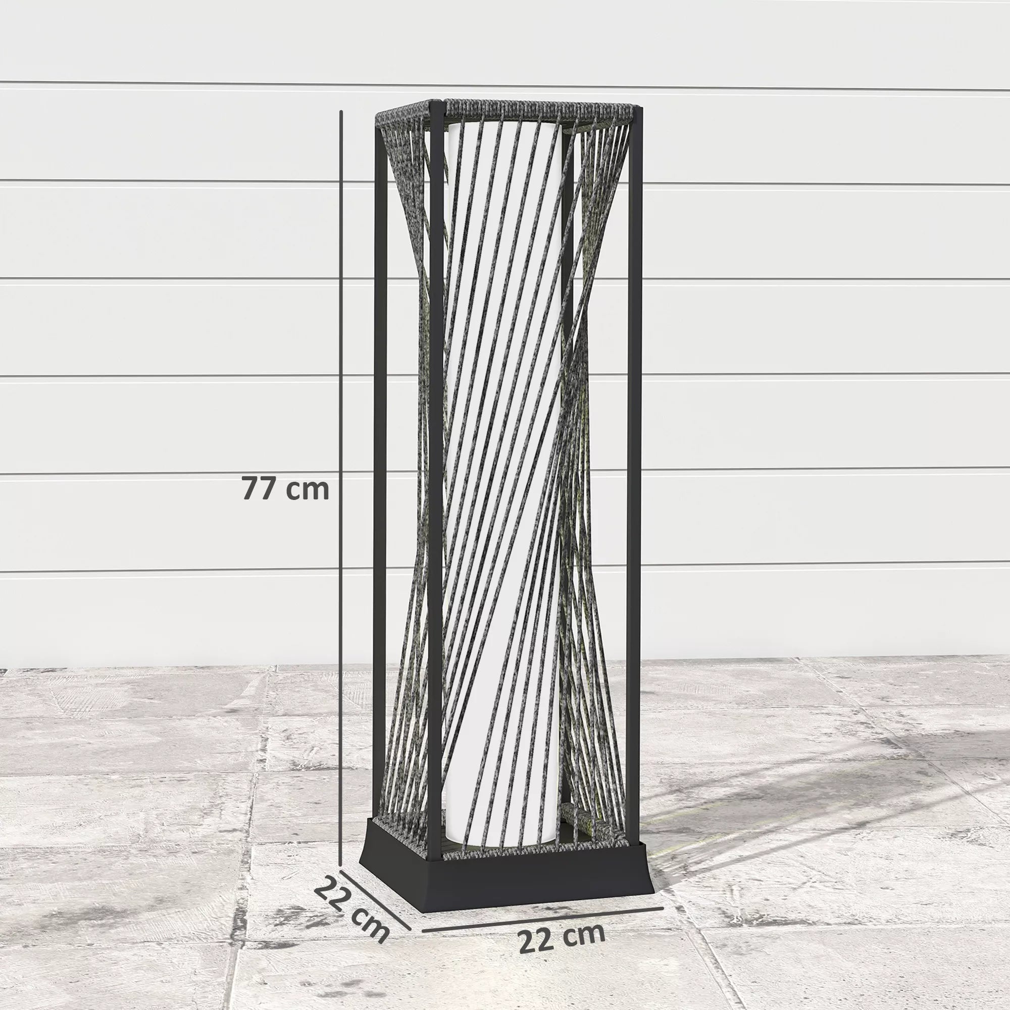 Lauko šviestuvo matmenų schema: 77 cm aukštis, 22 cm plotis, kvadratinis pagrindas