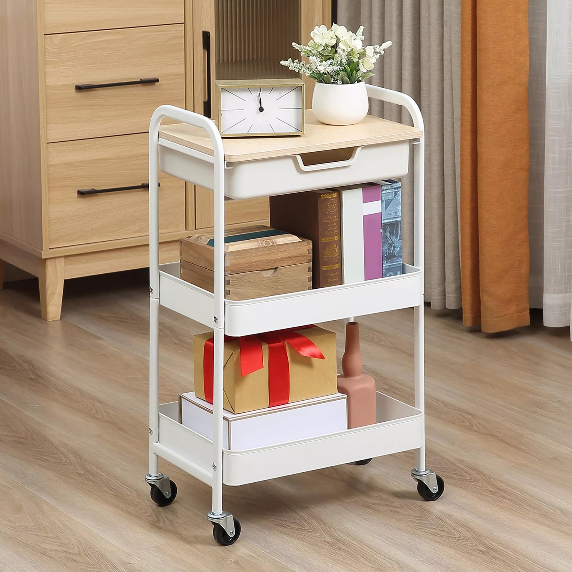 Virtuvės vežimėlis ant ratukų, 2 lentynos, stalčius, padėklas, 4 ratukai, rankenos, plienas, balta
