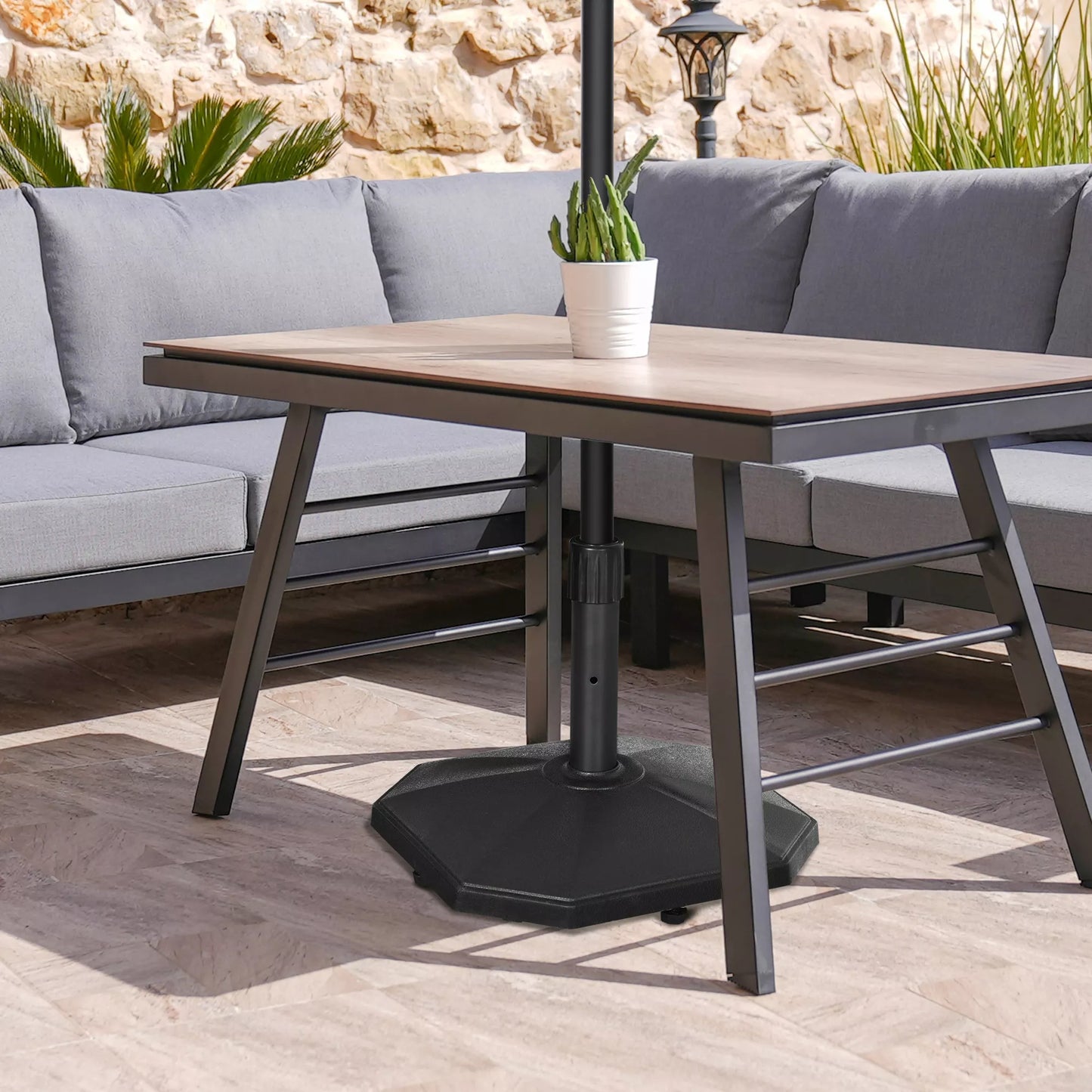 Skėčio stovas, 18 kg, su cemento užpildu, kompaktiškos formos, plastikiniu korpusu, juodos spalvos, 45,5 x 45,5 x 33 cm