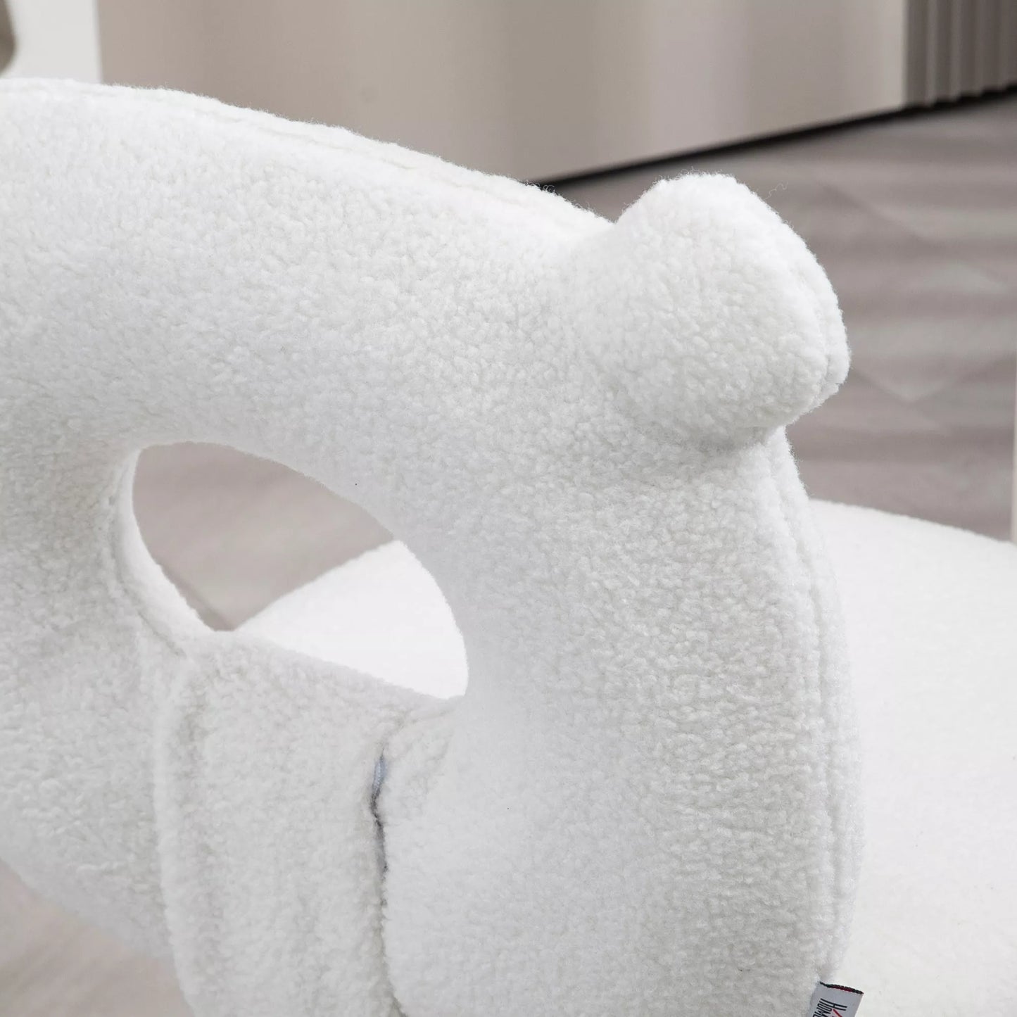 Biuro kėdė, reguliuojamo aukščio, Teddy tipo pliušas, 50 cm x 56 cm x 90 cm, balta