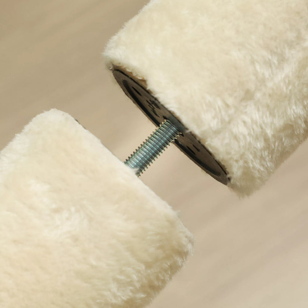 Kačių draskyklė, reguliuojamas aukštis 225-275 cm, stabili bazė, apsauga nuo apvirtimo, pliušinis apmušalas, kreminės baltos spalvos