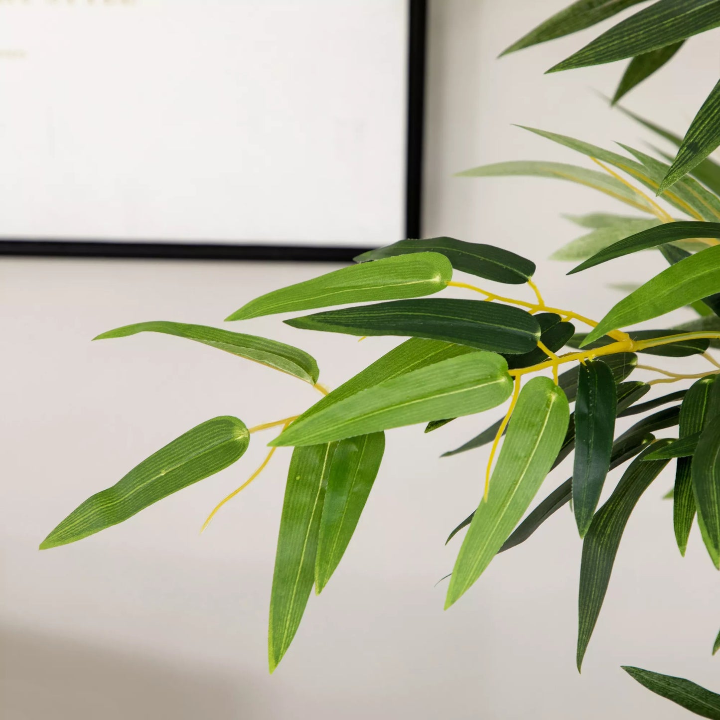 Dirbtinis bambukas, dekoratyvinis augalas, tikroviškos išvaizdos, lengvai prižiūrimas, skirtas naudoti namuose, 180 cm aukščio, žalias.