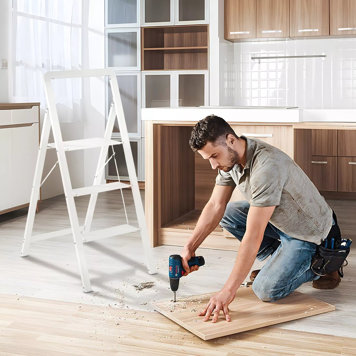 3 pakopų sulankstomos aliuminio kopetėlės, neslystanti platforma, baltos