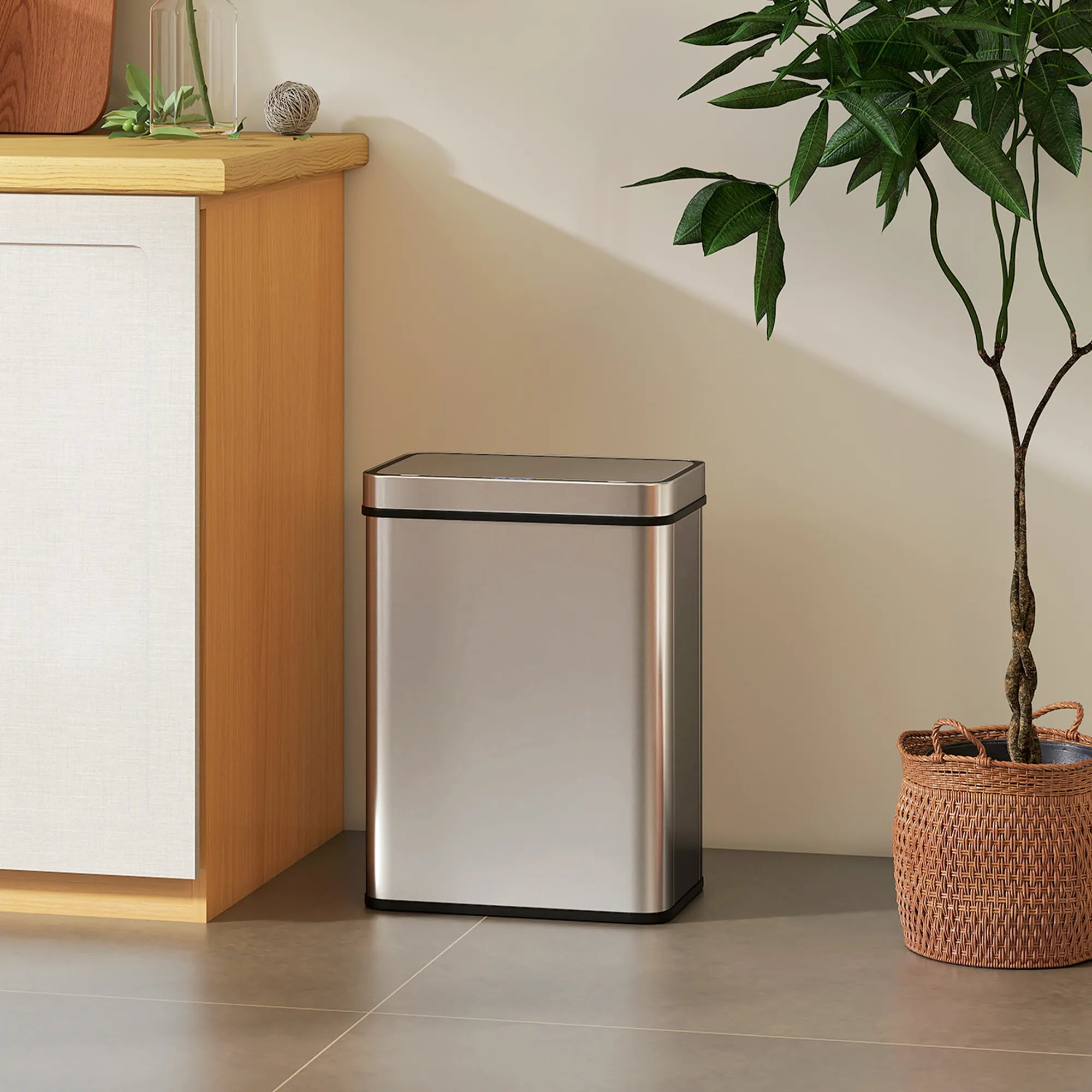 Sensorinė šiukšliadėžė 50 l, automatinis dangtis, sidabrinė