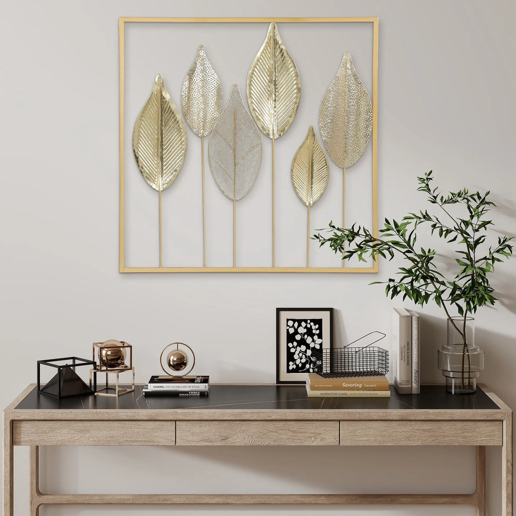 Sienos dekoracija metalinis rėmas su lapų raštu, 70x70 cm, auksinė