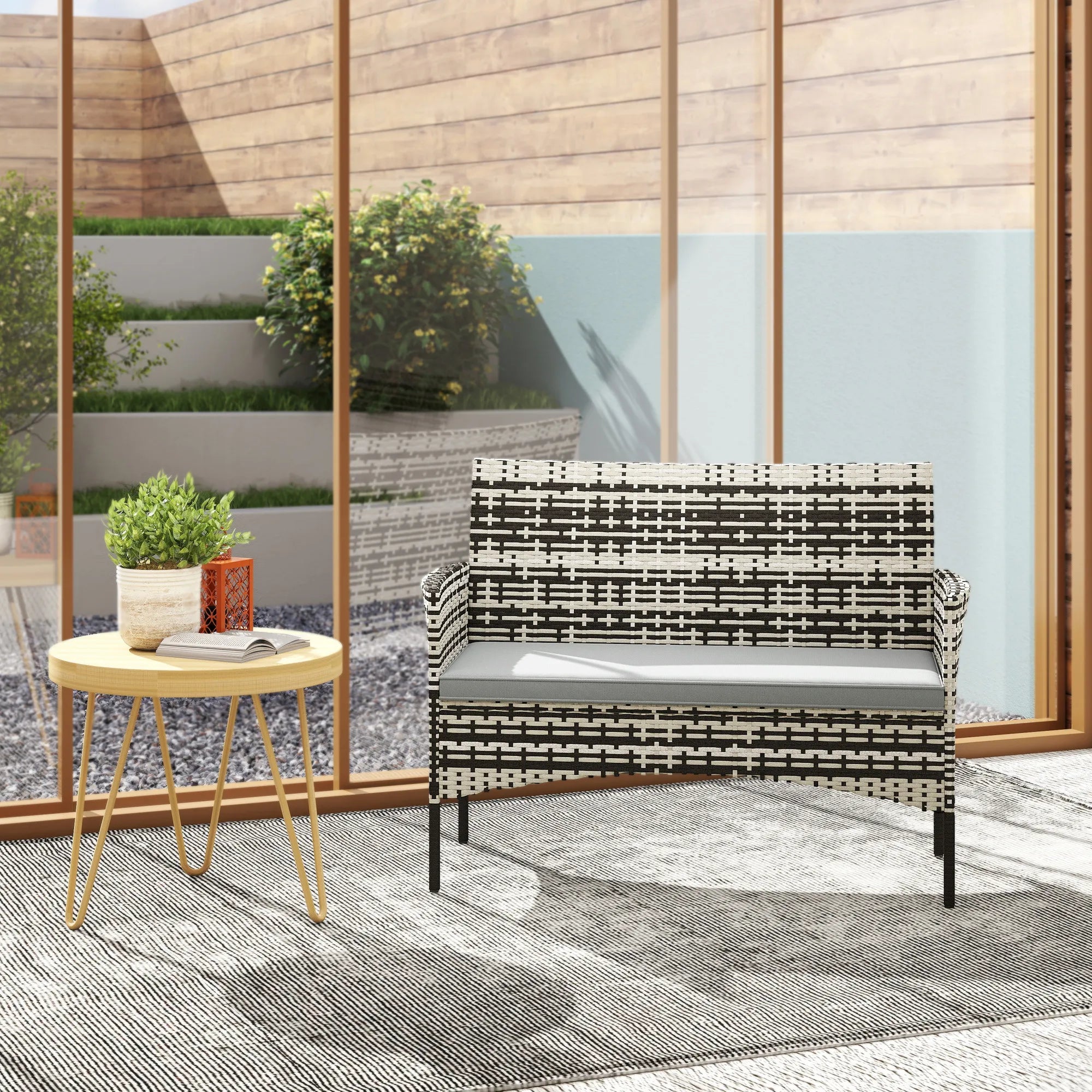 Sodo sofa dvivietė, iš PE ratano, su pagalvėlėmis, plieninis rėmas, šviesiai pilka