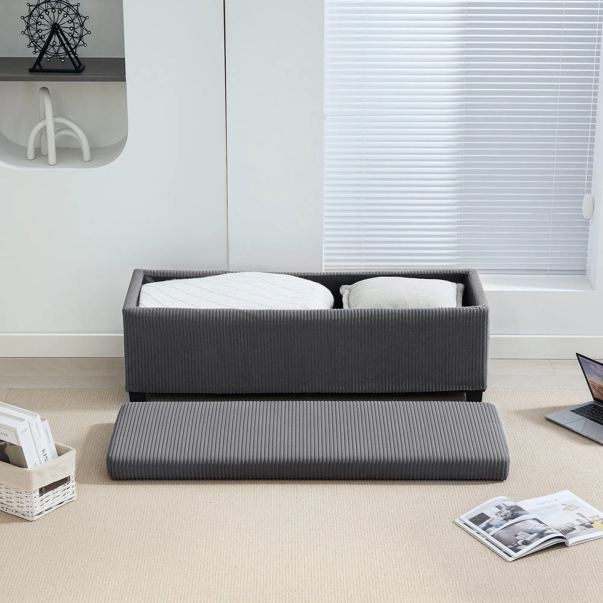 Sulankstomas suoliukas-daiktadėžė, 84 l, 112 × 42 × 40 cm, veliūrinis, pilkas