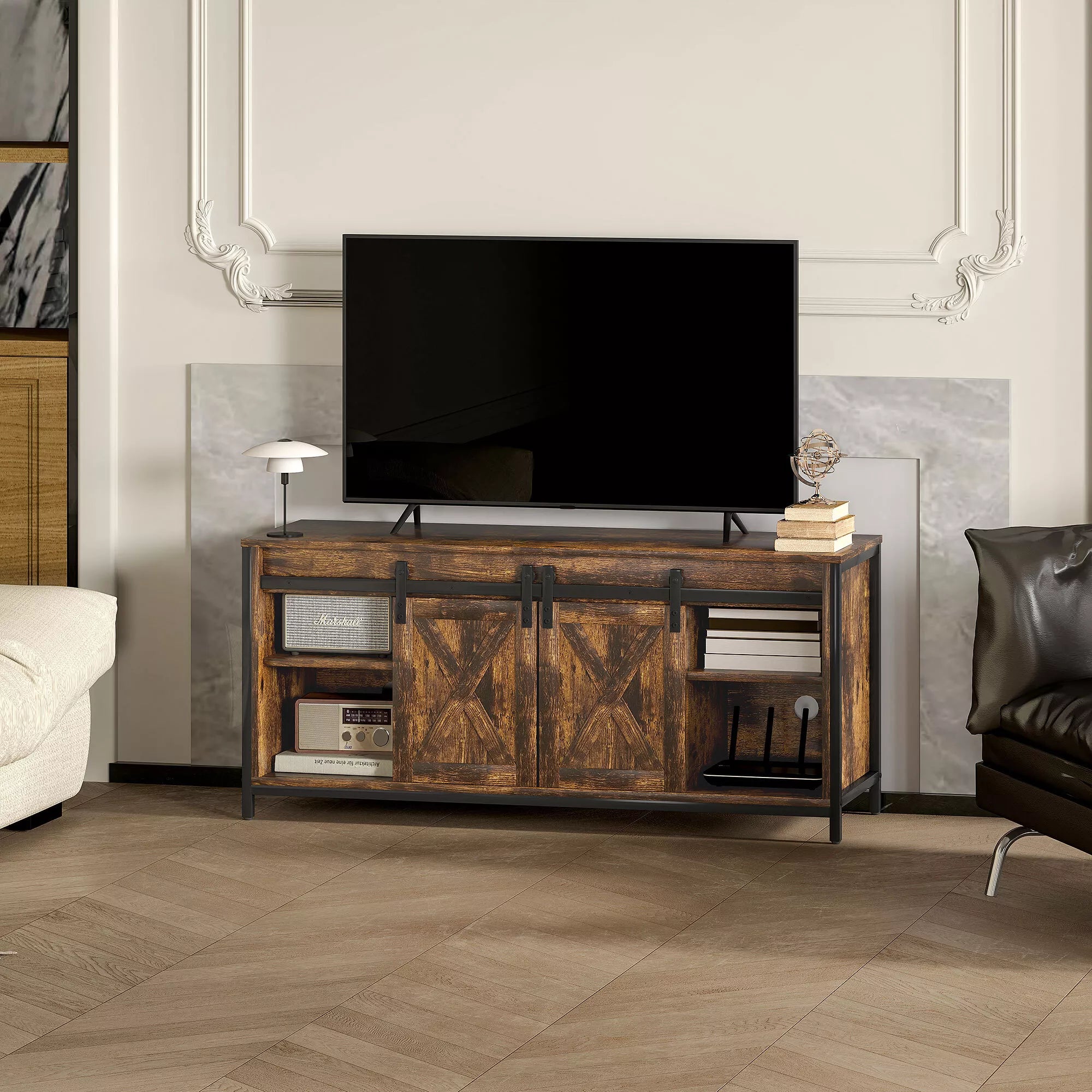 TV spintelė, pramoninis dizainas, skirta 60 colių televizoriams, 6 skyriai, 2 stumdomos durys, ruda/juoda