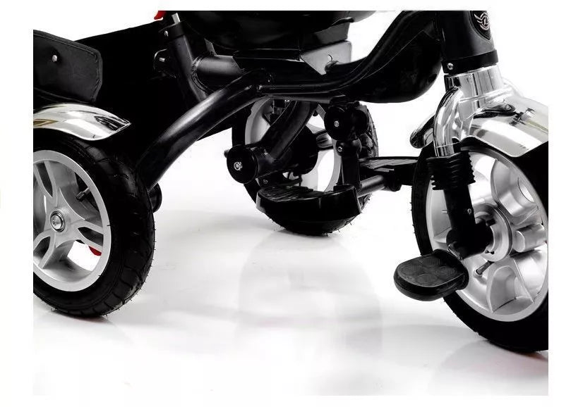 Priekinio rato pedalai ir mechanizmas matomi iš arti