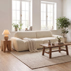 Trivietė sofa, suapvalinta, 360 kg apkrova, kreminės baltos spalvos