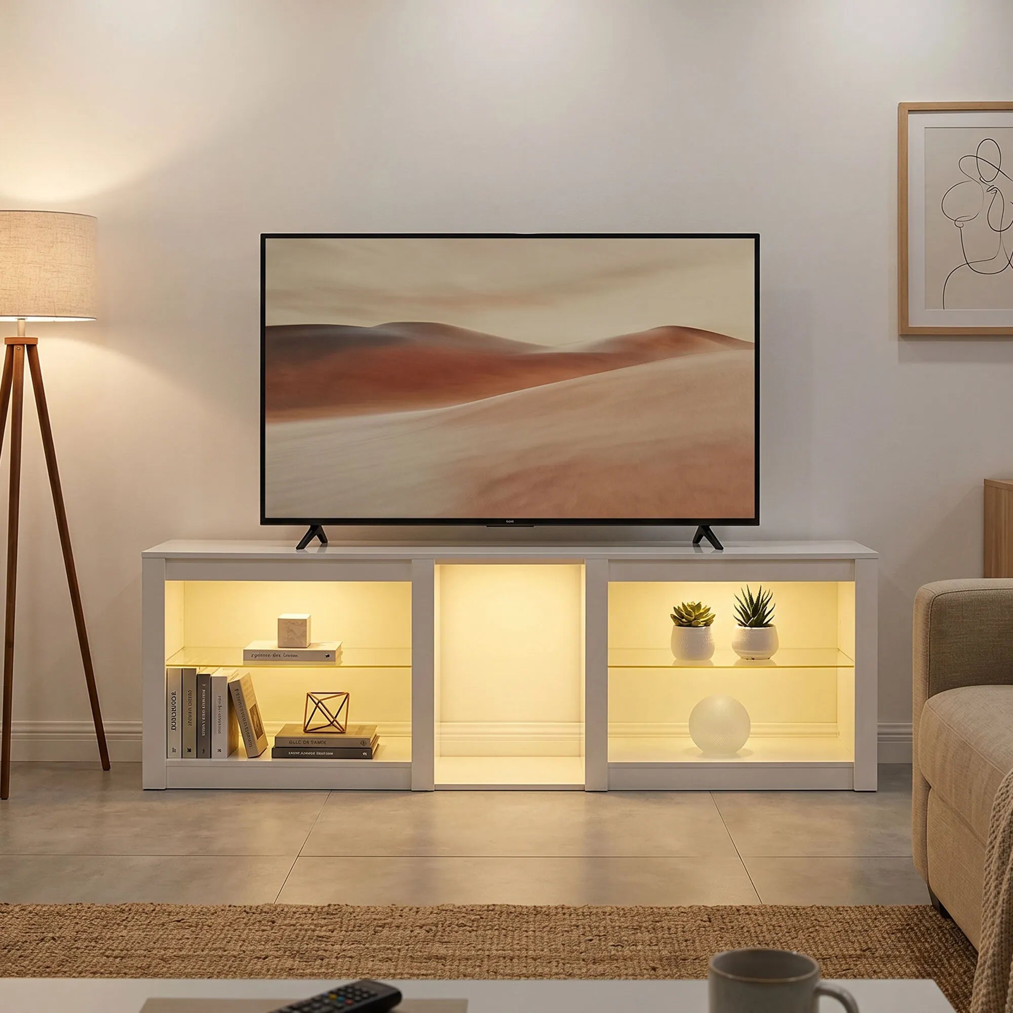 TV komoda su RGB LED apšvietimu ir stiklinėmis lentynomis, iki 75 colių televizoriams, balta