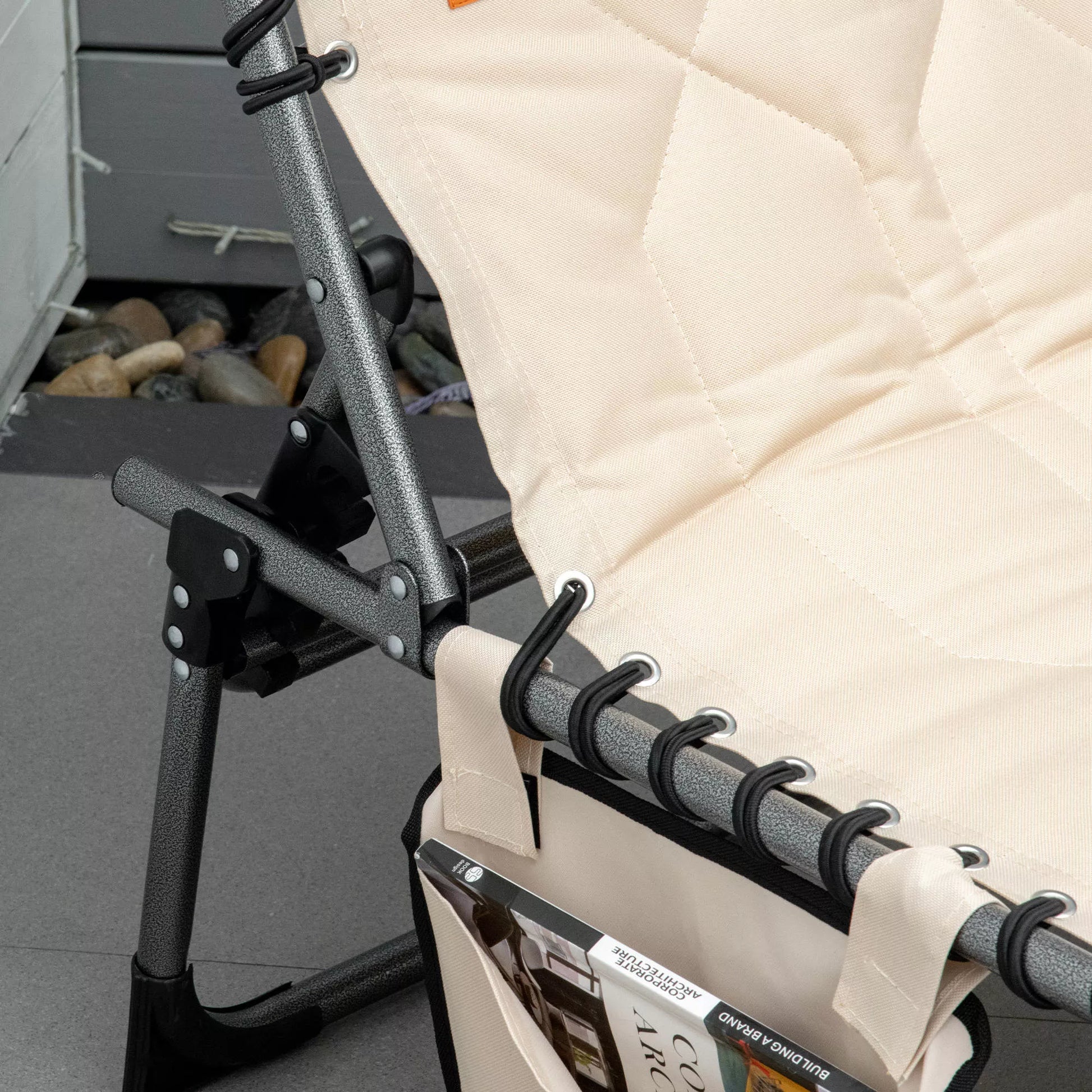 Saulės gultas, sulankstomas sodo gultas, sulankstomas gultas su pagalvėmis, 5 pakopų atlošas, oksfordo audinys, 188 x 57 x 30 cm, smėlio spalvos