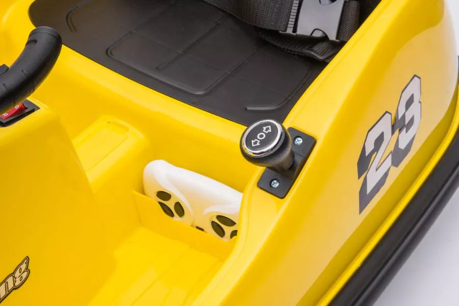 Vaikiškas elektromobilis, 2 × 6 V, 2 × 45 W, geltonas