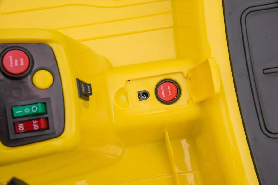 Vaikiškas elektromobilis, 2 × 6 V, 2 × 45 W, geltonas