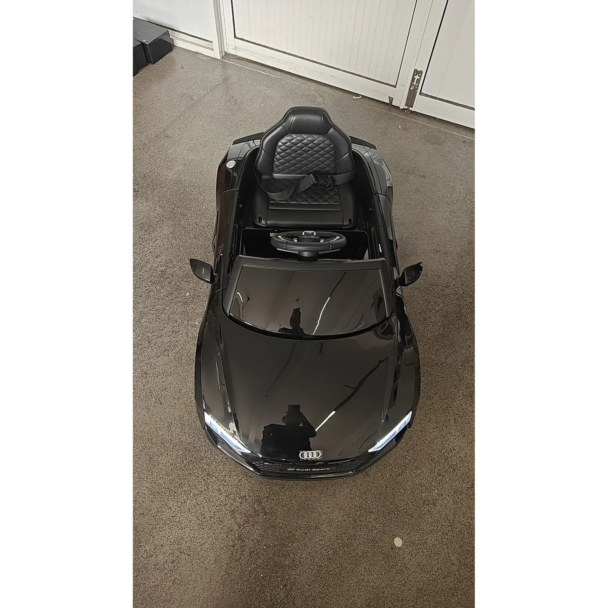 Vaikiškas elektromobilis Audi R8 Spyder su nuotolinio valdymo pulteliu, nuo 3 metų, juodas