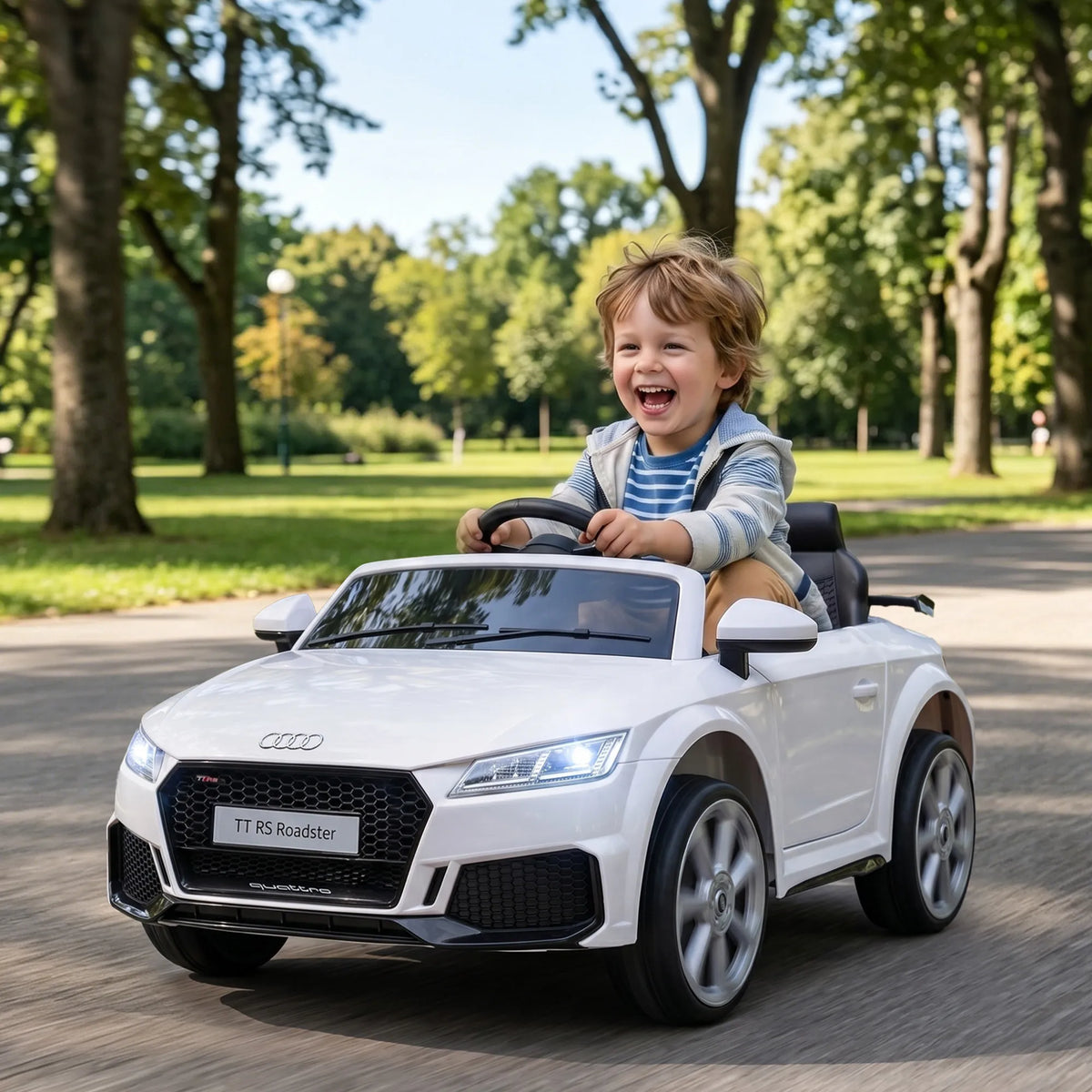 Vaikiškas elektromobilis Audi TT RS 3-5 metų vaikams, baltas