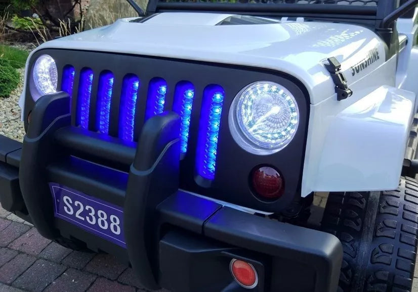 Vaikiškas elektromobilis Jeep, 12 V, 4x45 W, baltas