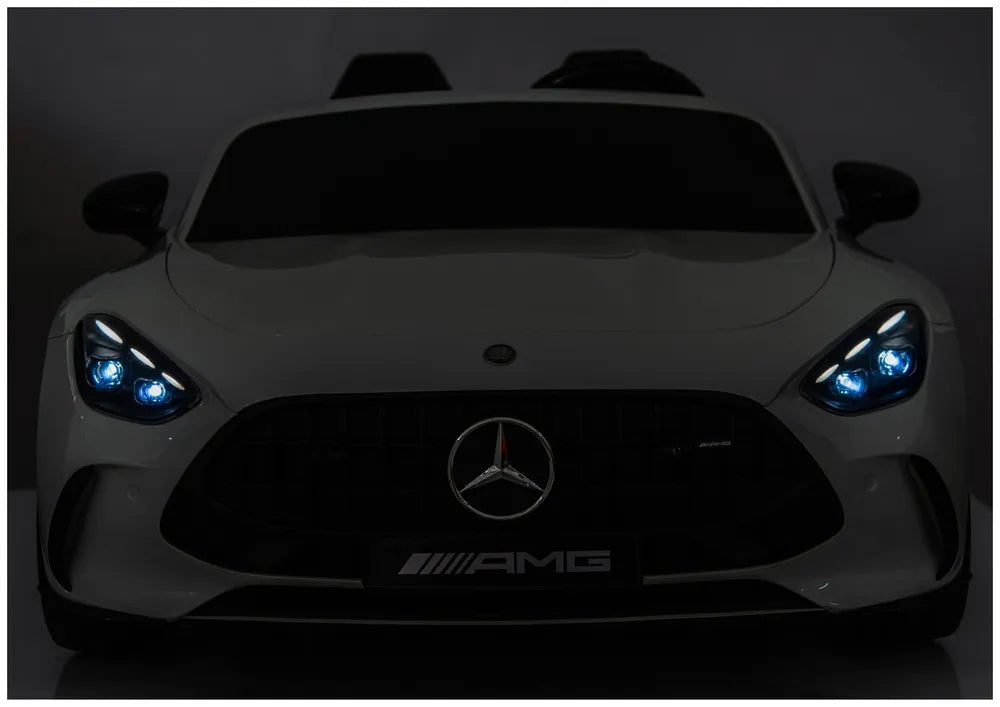 Vaikiškas elektromobilis Mercedes-AMG GT63, 24 V, odinė sėdynė, EVA ratai, baltas