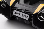 Priekinio bamperio ženkliukų abipus numerio lentelės vaizdas iš arti