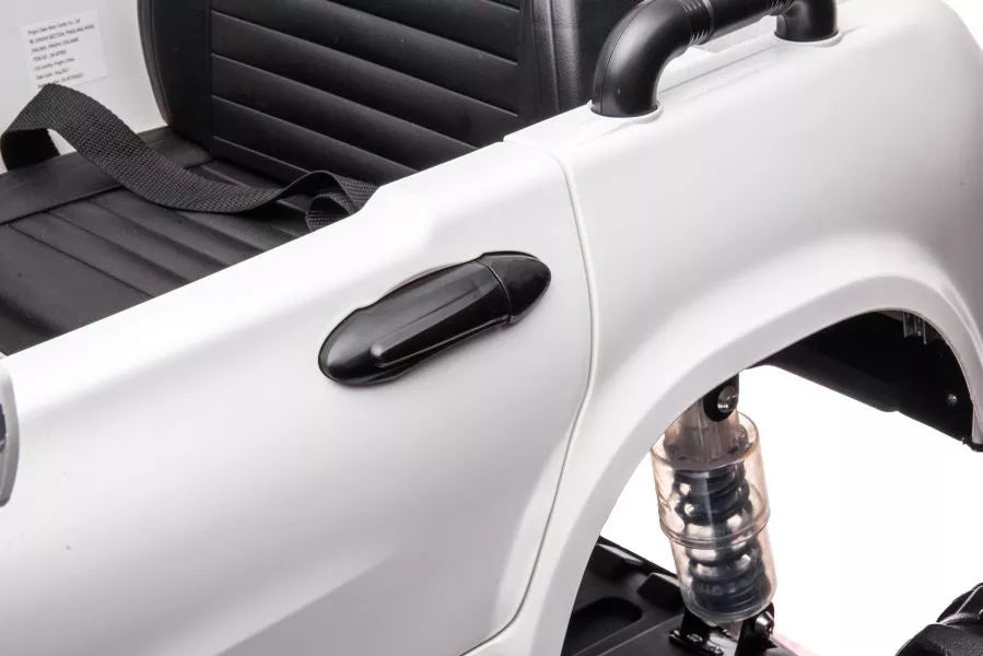 Vaikiškas elektromobilis Mercedes-Benz X-Class, 12V, 4x45W, su odine sėdyne ir EVA ratais, baltas