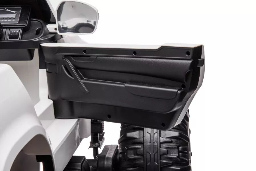 Vaikiškas elektromobilis Mercedes-Benz X-Class, 12V, 4x45W, su odine sėdyne ir EVA ratais, baltas