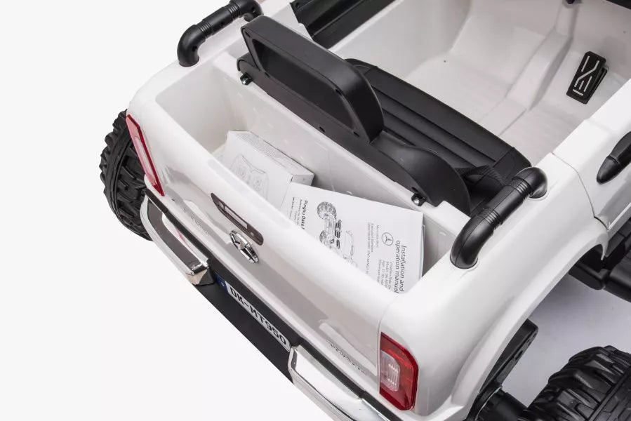 Vaikiškas elektromobilis Mercedes-Benz X-Class, 12V, 4x45W, su odine sėdyne ir EVA ratais, baltas