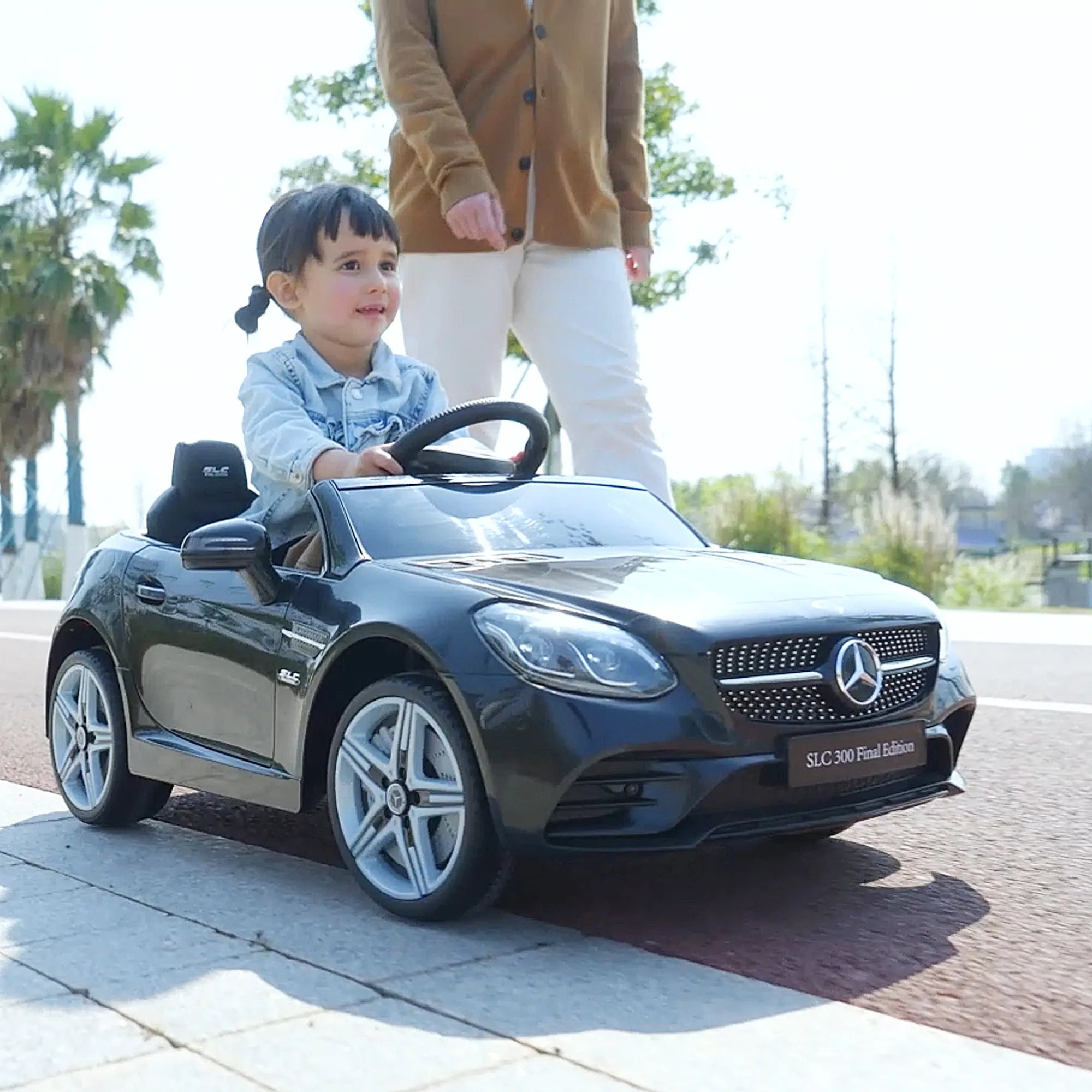 Vaikiškas elektromobilis Mercedes SLC 300, 3–6 metų vaikams, juodas
