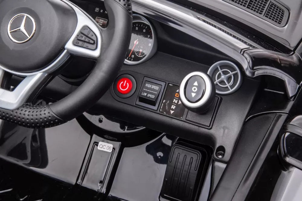 Vaikiškas elektromobilis Mercedes SLC300, 12 V, 2 vietų, mėlynas