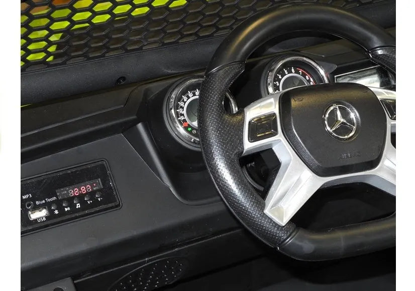Vaikiškas elektromobilis Mercedes Unimog 4x4, 12 V, 45W, odinė sėdynė, EVA ratai, 30 kg apkrova, baltas