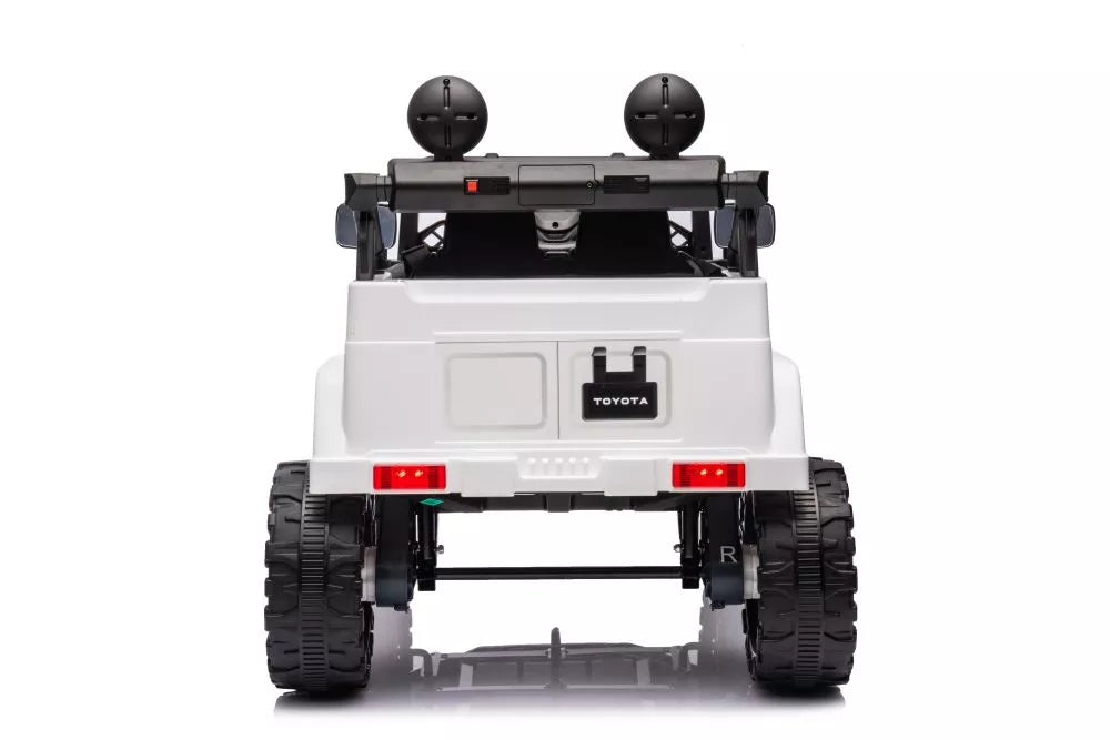 Vaikiškas elektromobilis Toyota, 12 V, baltas