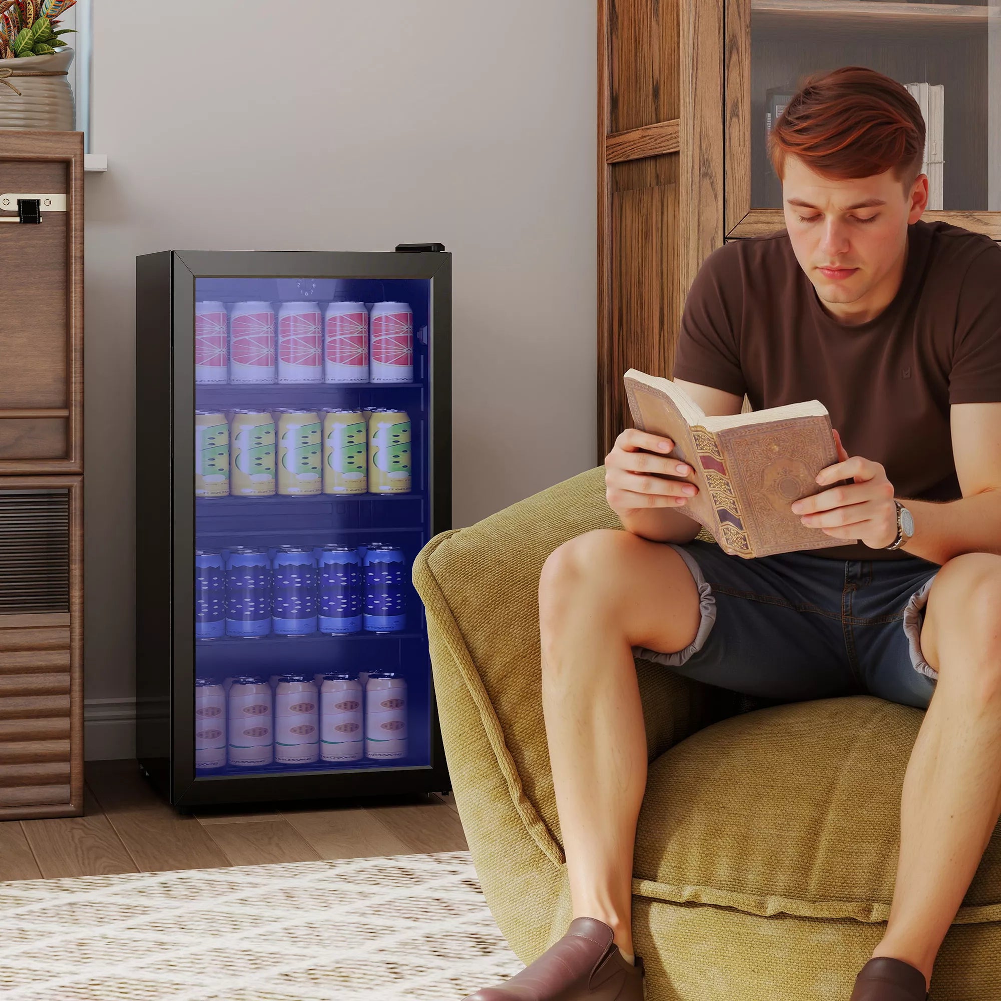 Mini šaldytuvas 93 l su stiklinėmis durimis, reguliuojamomis lentynomis, LED apšvietimu, temperatūros reguliatoriumi, 47,2 x 43,7 x 83,3 cm, juodos spalvos