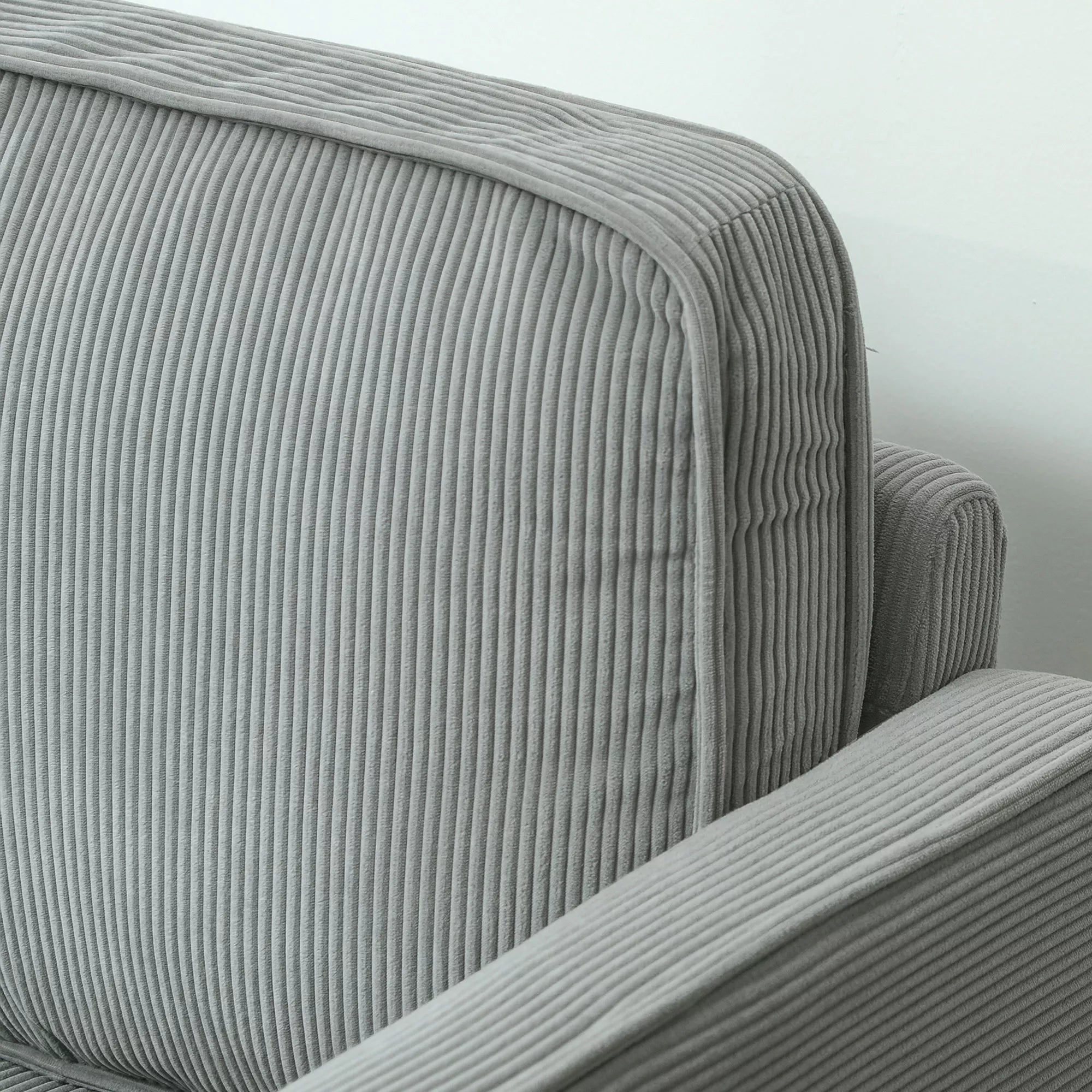 Dvivietė sofa su daiktadėže, šviesiai pilka